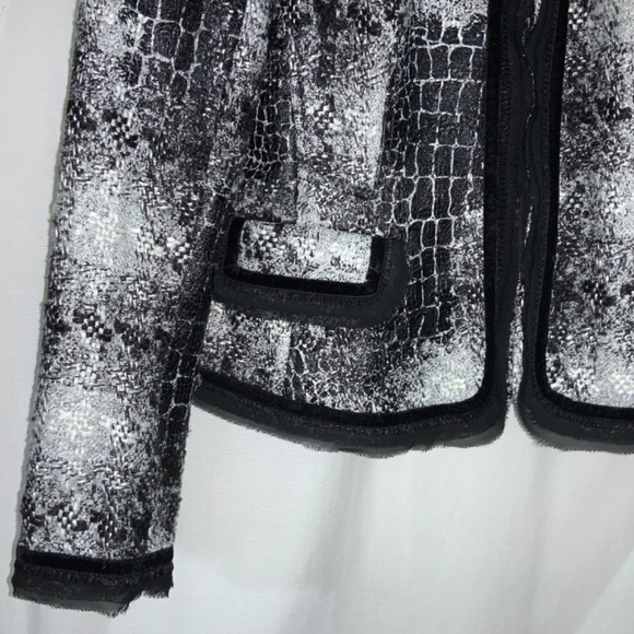 Cache tweed jacket Sz 4 velvet & lace ribbon trim - Picture 4 of 5